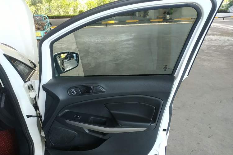Used Ford EcoSport 2018 1.5L Automatic Elite Edition Right Front Door Interior