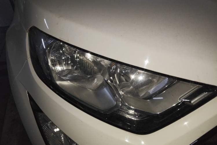 Used Ford EcoSport 2018 1.5L Automatic Elite Edition Right Front Headlight