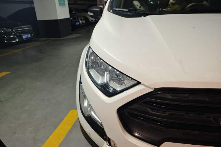 Used Ford EcoSport 2018 1.5L Automatic Elite Edition Right Front Headlight