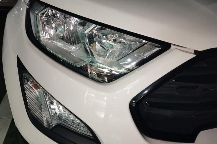 Used Ford EcoSport 2018 1.5L Automatic Elite Edition Right Front Headlight