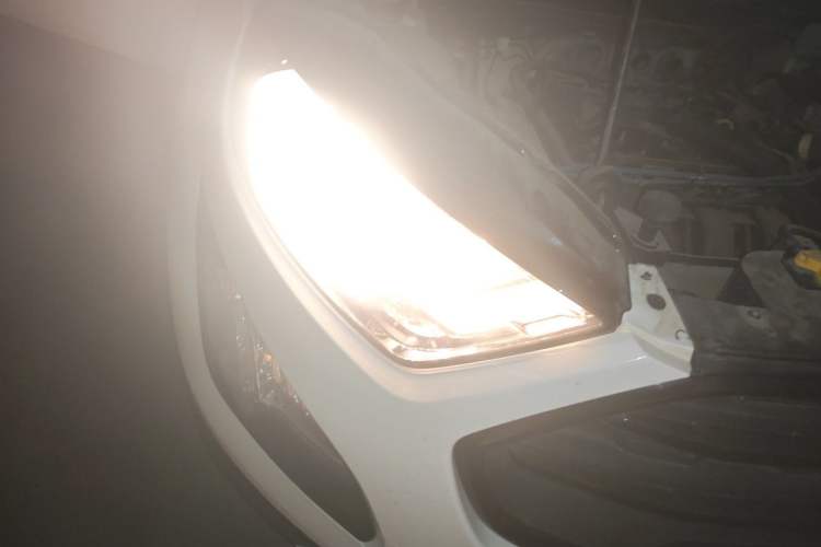 Used Ford EcoSport 2018 1.5L Automatic Elite Edition Right Front Headlight