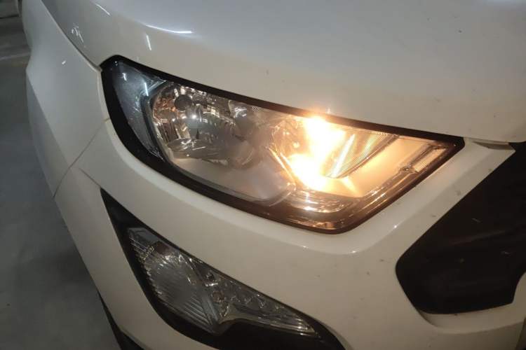 Used Ford EcoSport 2018 1.5L Automatic Elite Edition Right Front Headlight