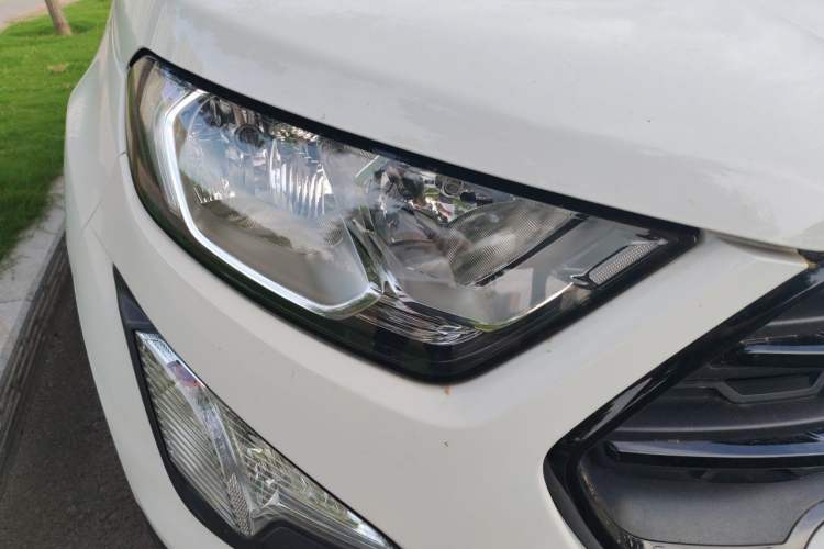 Used Ford EcoSport 2018 1.5L Automatic Elite Edition Right Front Headlight