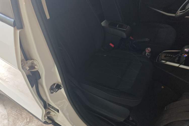Used Ford EcoSport 2018 1.5L Automatic Platinum Wing Model Right Front Seat