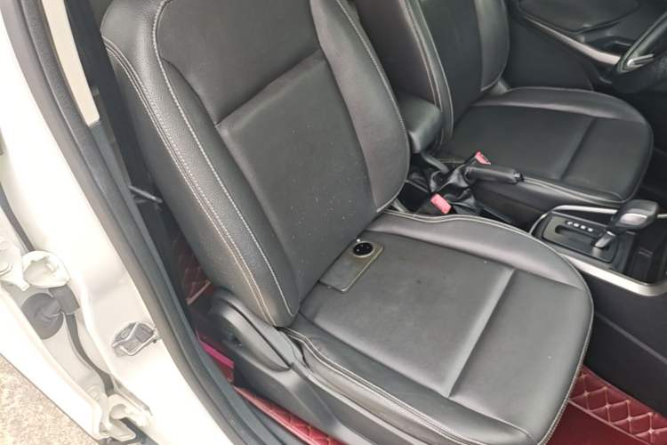 Used Ford EcoSport 2018 1.5L Automatic Platinum Wing Model Right Front Seat