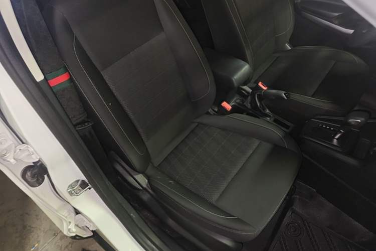 Used Ford EcoSport 2018 1.5L Automatic Elite Edition Right Front Seat