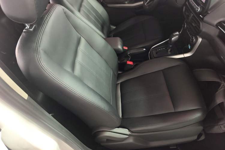 Used Ford EcoSport 2018 1.5L Automatic Zunyi Trim Right Front Seat