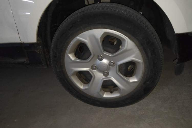 Used Ford EcoSport 2018 1.5L Automatic Elite Edition Right Front Wheel Hub