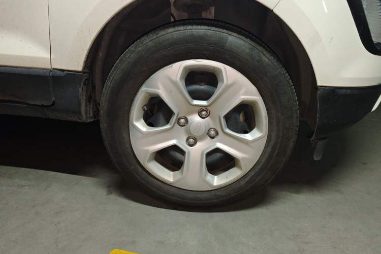 Used Ford EcoSport 2018 1.5L Automatic Elite Edition Right Front Wheel Hub