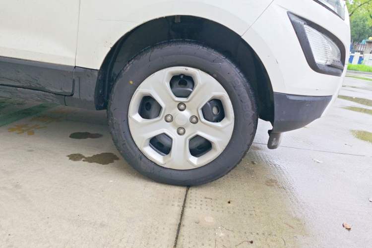 Used Ford EcoSport 2018 1.5L Automatic Elite Edition Right Front Wheel Hub