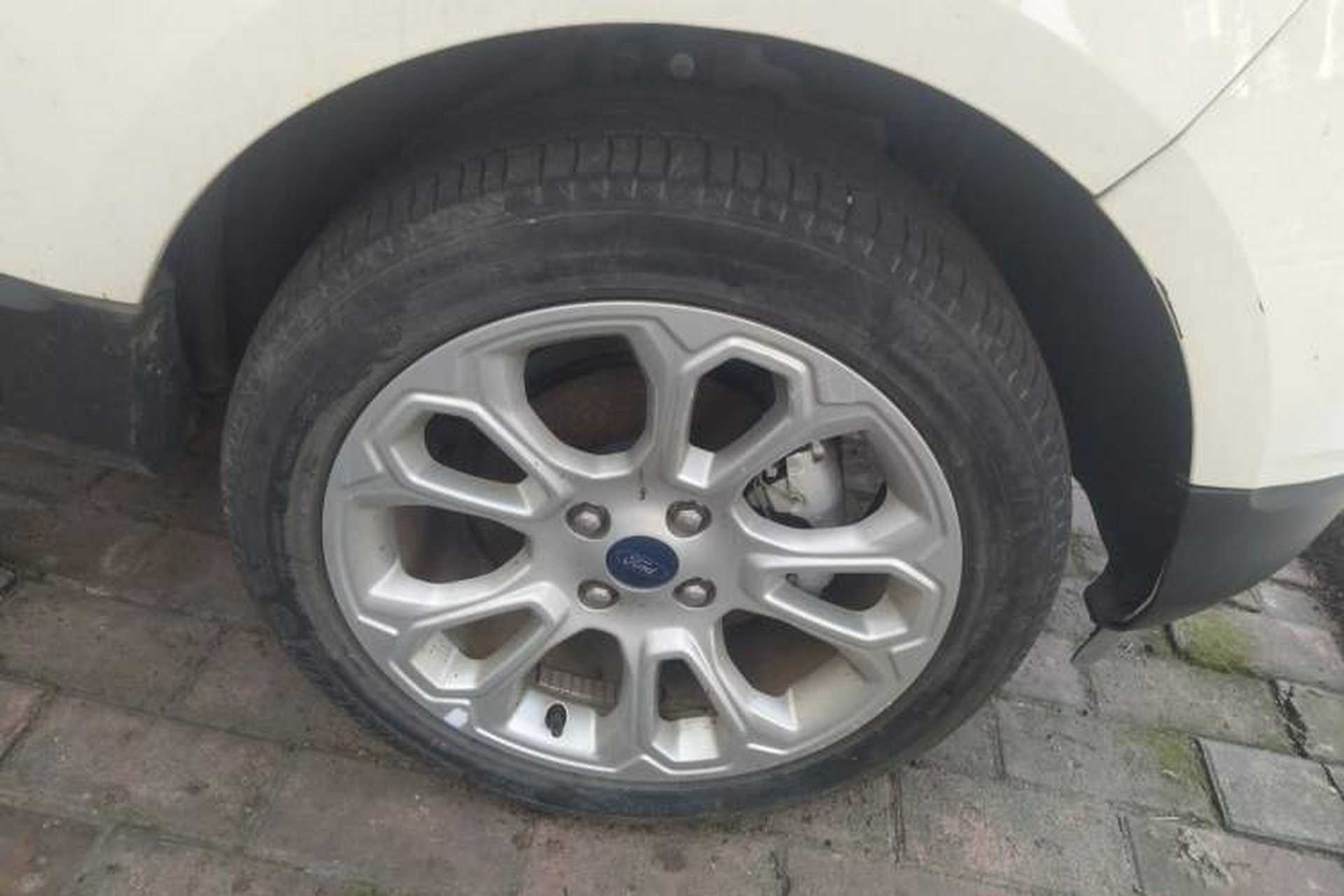 Used Ford EcoSport 2018 Revised 1.5L Automatic Platinum Wing Edition Right Front Wheel Hub