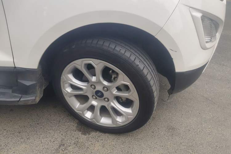 Used Ford EcoSport 2018 EcoBoost 125 Automatic Luxury Edition Right Front Wheel Hub