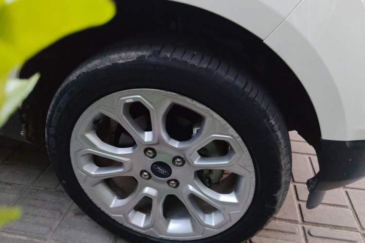 Used Ford EcoSport 2018 Facelifted EcoBoost 125 Automatic Zunyi Trim Right Front Wheel Hub
