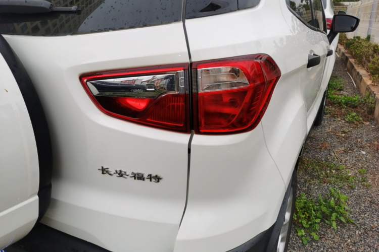 Used Ford EcoSport 2018 1.5L Automatic Elite Edition Right Rear Taillight