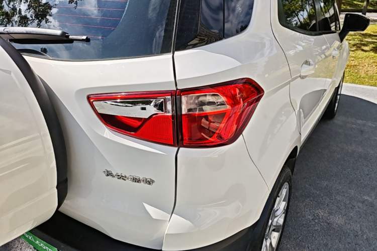 Used Ford EcoSport 2018 1.5L Automatic Platinum Wing Model Right Rear Taillight