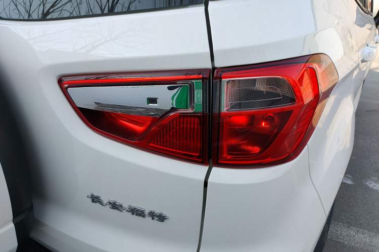 Used Ford EcoSport 2018 1.5L Automatic Platinum Wing Model Right Rear Taillight