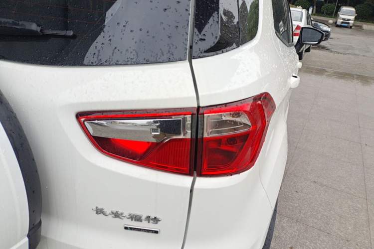 Used Ford EcoSport 2018 EcoBoost 125 Automatic Luxury Edition Right Rear Taillight