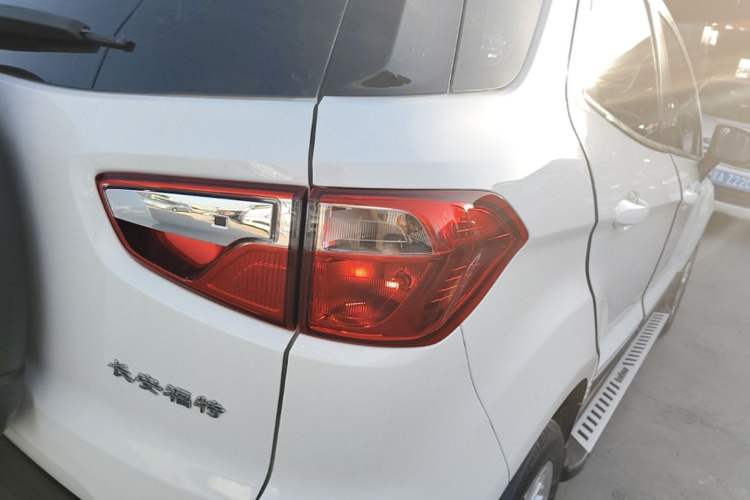 Used Ford EcoSport 2018 1.5L Automatic Platinum Wing Model Right Rear Taillight