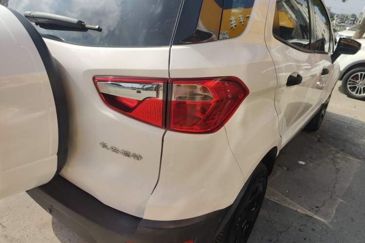 Used Ford EcoSport 2018 1.5L Manual Jingyi Model Right Rear Taillight