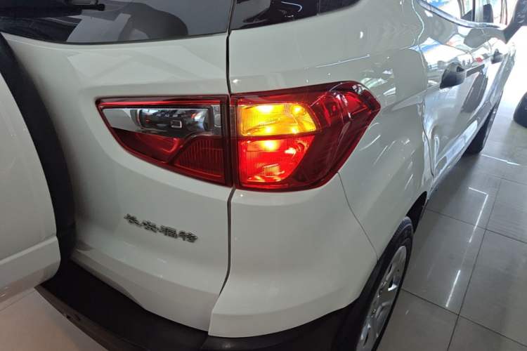 Used Ford EcoSport 2018 1.5L Automatic Elite Edition Right Rear Taillight