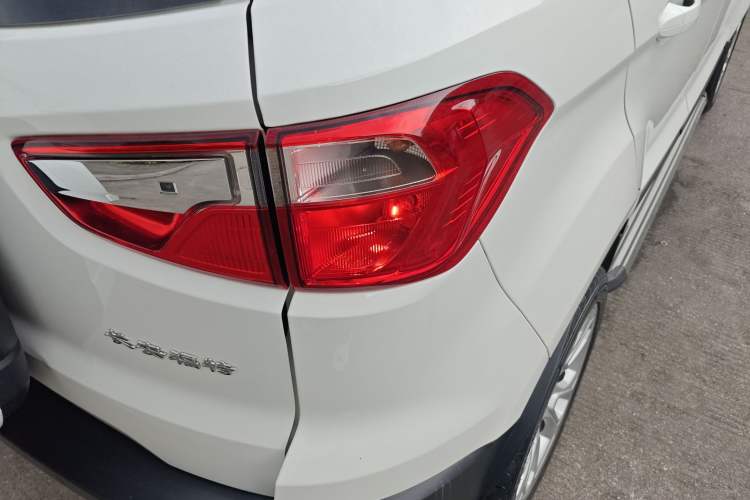 Used Ford EcoSport 2018 1.5L Automatic Zunyi Trim Right Rear Taillight