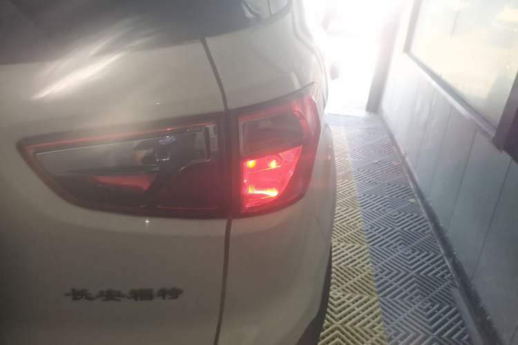 Used Ford EcoSport 2018 1.5L Automatic Elite Edition Right Rear Taillight