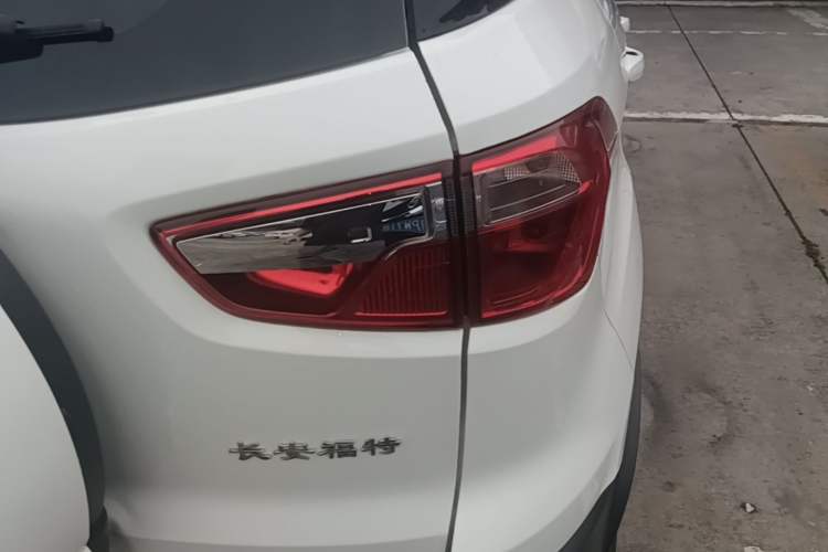 Used Ford EcoSport 2018 1.5L Automatic Zunyi Trim Right Rear Taillight