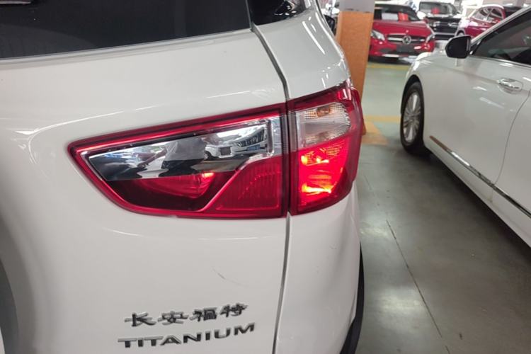 Used Ford EcoSport 2018 1.5L Automatic Zunyi Trim Right Rear Taillight