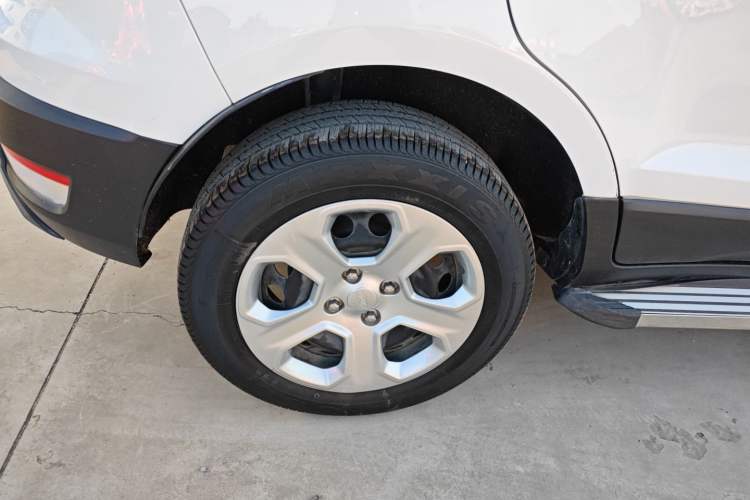 Used Ford EcoSport 2018 1.5L Manual Jingyi Model Right Rear Wheel Hub