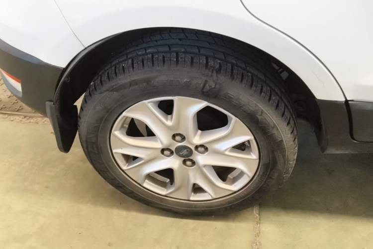Used Ford EcoSport 2018 1.5L Automatic Elite Edition Right Rear Wheel Hub