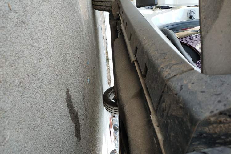 Used Ford EcoSport 2018 1.5L Automatic Platinum Wing Model Right Side Sill