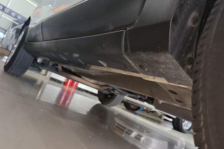 Used Ford EcoSport 2018 1.5L Automatic Elite Edition Right Side Sill