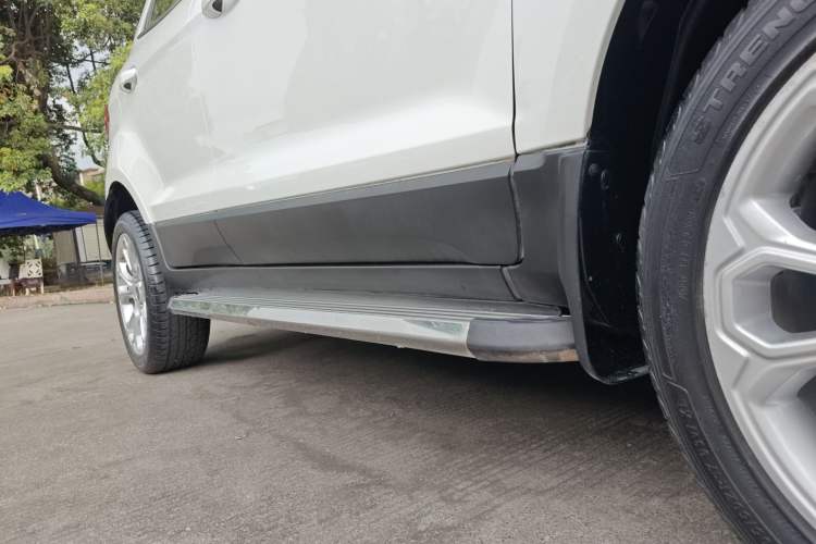 Used Ford EcoSport 2018 1.5L Automatic Zunyi Trim Right Side Sill