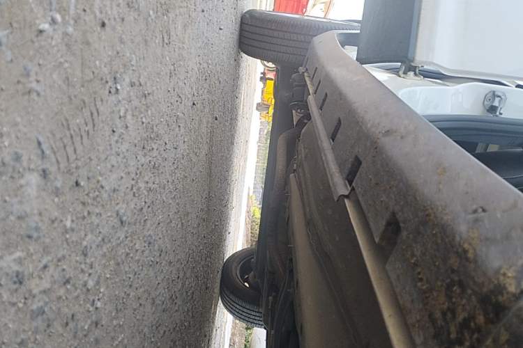 Used Ford EcoSport 2018 1.5L Automatic Elite Edition Right Side Sill