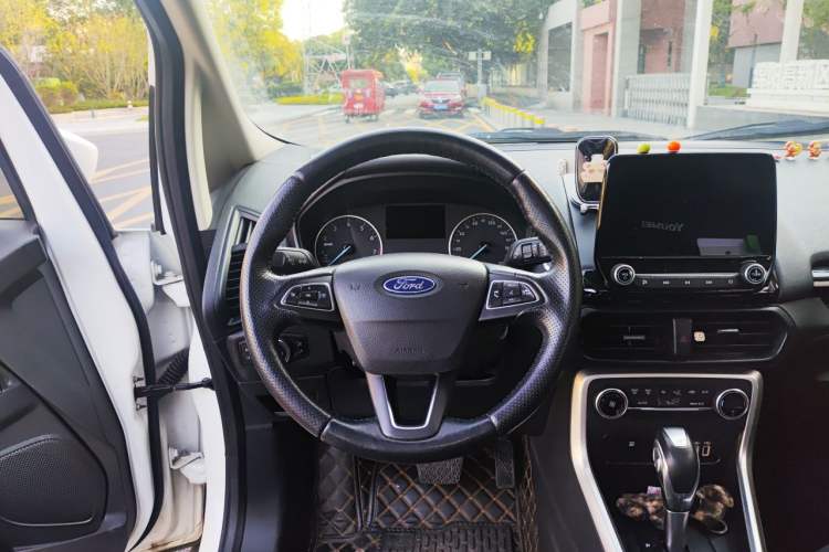 Used Ford EcoSport 2018 1.5L Automatic Zunyi Trim Steering Wheel