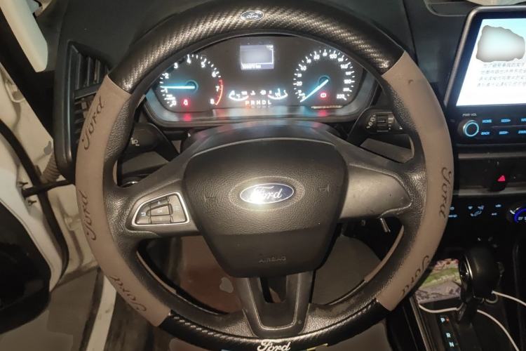 Used Ford EcoSport 2018 1.5L Automatic Elite Edition Steering Wheel