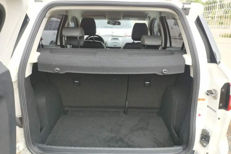 Used Ford EcoSport 2018 1.5L Automatic Elite Edition Trunk