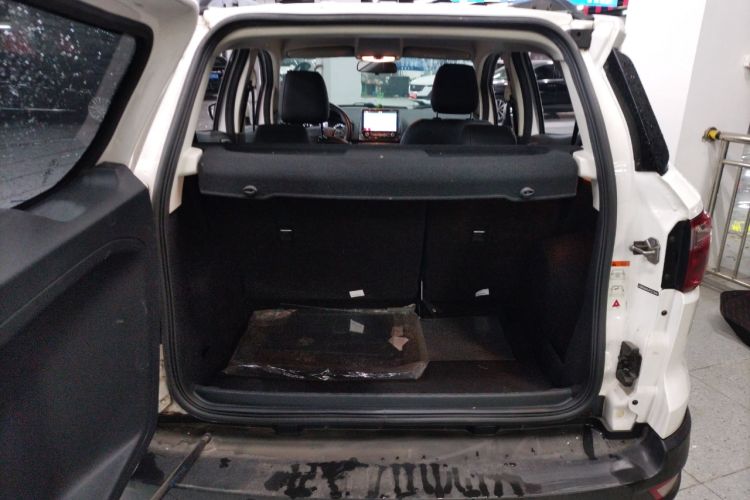 Used Ford EcoSport 2018 1.5L Automatic Platinum Wing Model Trunk