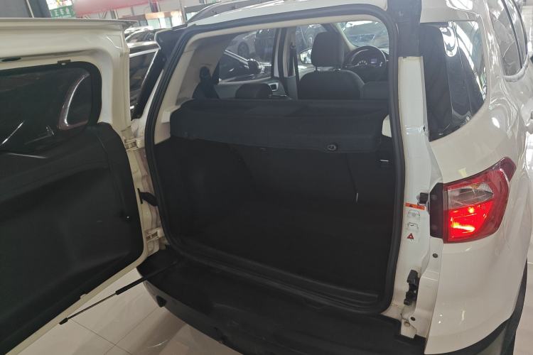 Used Ford EcoSport 2018 1.5L Automatic Platinum Wing Model Trunk