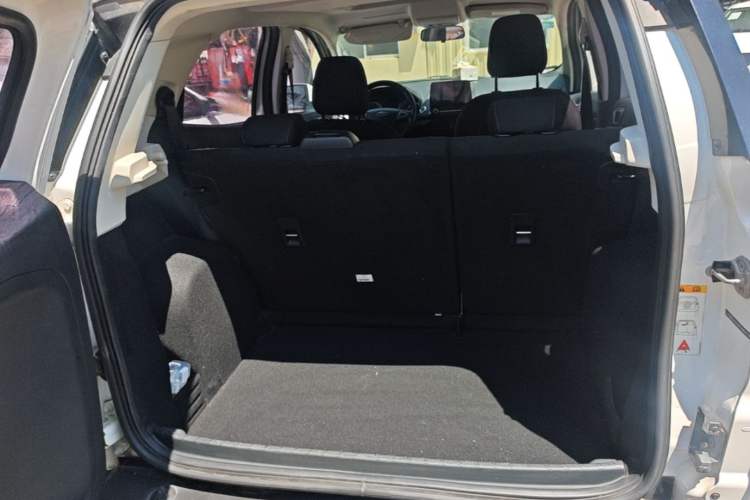 Used Ford EcoSport 2018 1.5L Automatic Zunyi Trim Trunk