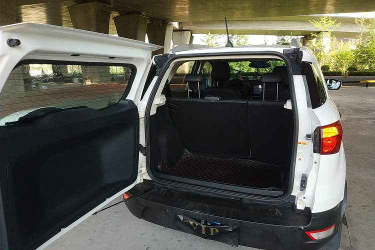 Used Ford EcoSport 2018 1.5L Automatic Elite Edition Trunk