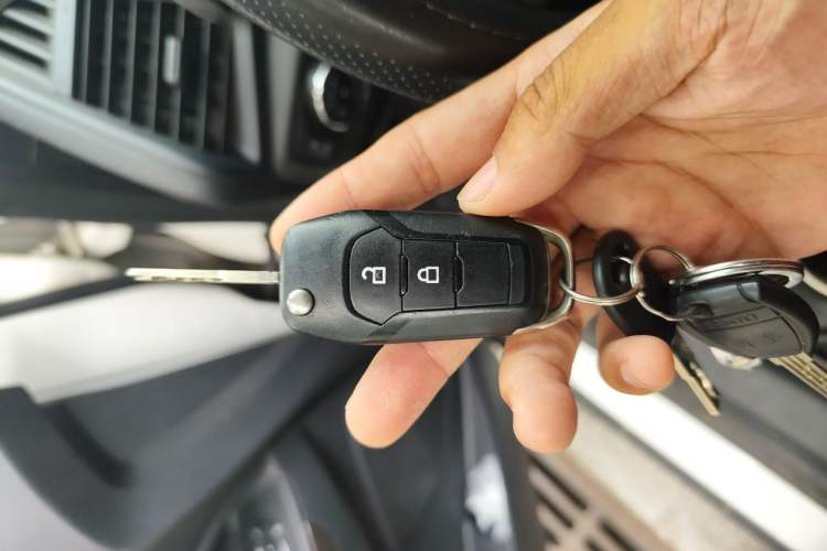 Used Ford EcoSport 2018 1.5L Automatic Platinum Wing Model Vehicle Key