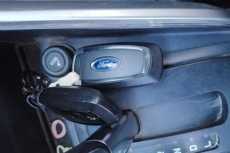 Used Ford EcoSport 2018 1.5L Automatic Zunyi Trim Vehicle Key