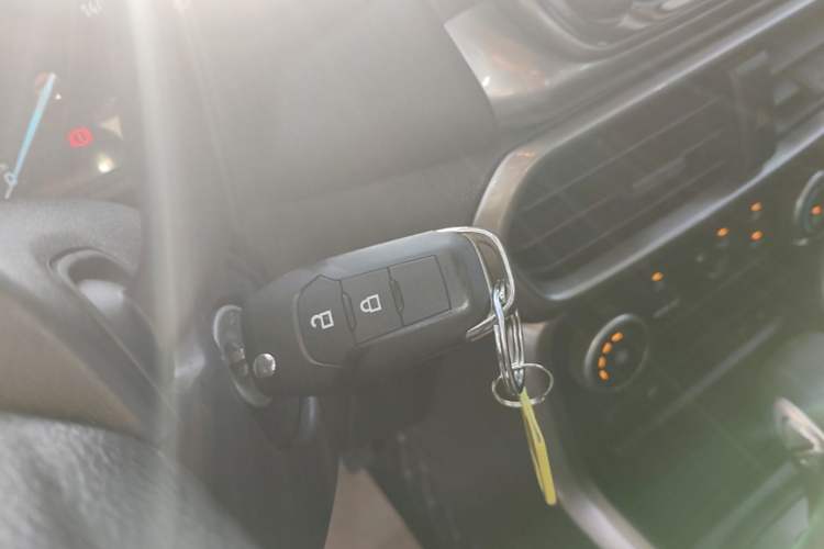 Used Ford EcoSport 2018 1.5L Automatic Platinum Wing Model Vehicle Key