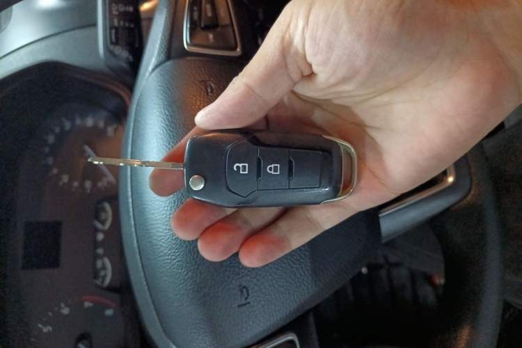 Used Ford EcoSport 2018 1.5L Automatic Platinum Wing Model Vehicle Key