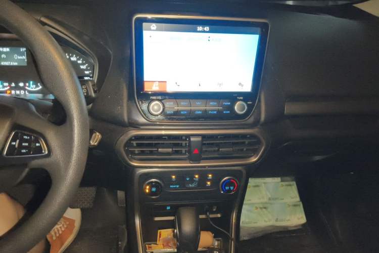 Used Ford EcoSport 2019 1.5L Automatic Platinum Wing Sport Edition Audio And AC Panel
