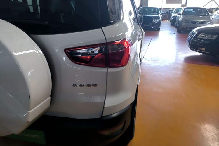Used Ford EcoSport 2019 1.5L Automatic Platinum Wing Sport Edition Right Rear Taillight