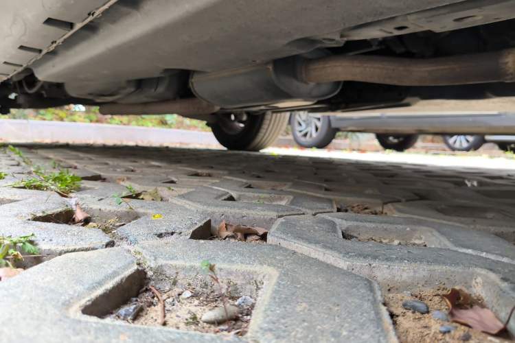Used Ford Edge 2011 3.5L Prestige Sunroof Edition Chassis Front Right