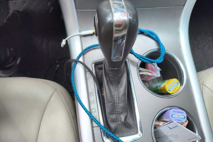Used Ford Edge 2011 3.5L Prestige Sunroof Edition Gear Lever