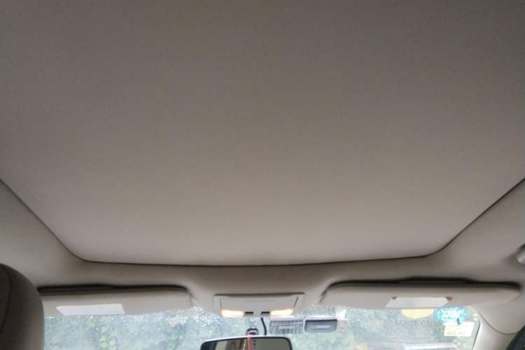 Used Ford Edge 2011 3.5L Prestige Sunroof Edition Headliner